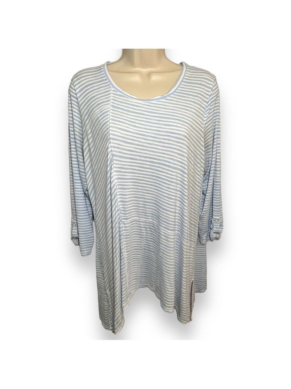 Chico’s Women’s Zenergy Sharkbite Striped Top Blue White Size 1 (Medium)